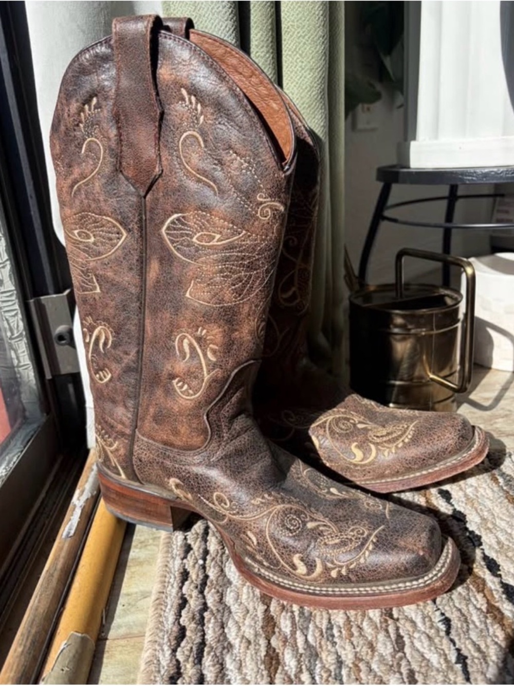 Brown Embroidered Leather Cowgirl Boots